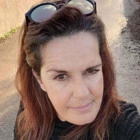 Cecília, Babysitter em Loulé