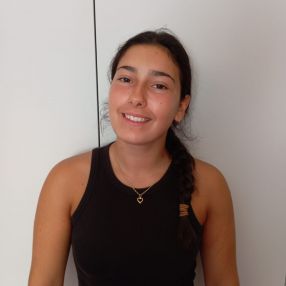 Ema, Babysitter em Esmoriz