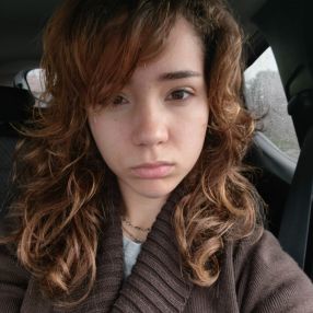 Lara, Babysitter em Fiães
