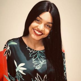 Dejanira, Babysitter em Barreiro