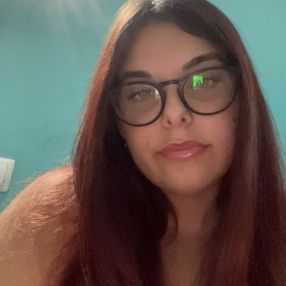 Carolina, Babysitter em Silves