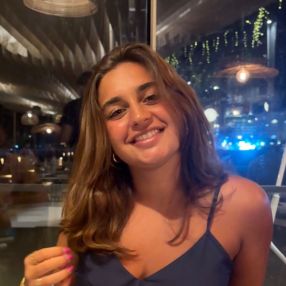 Beatriz, Babysitter em Alenquer