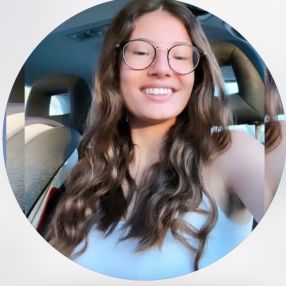 Simara, Babysitter em Lagos