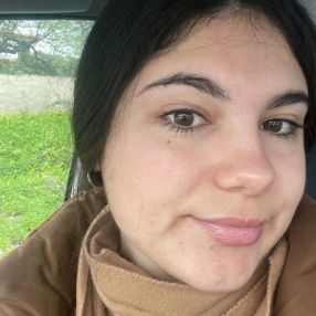 Jessica, Babysitter em Almancil