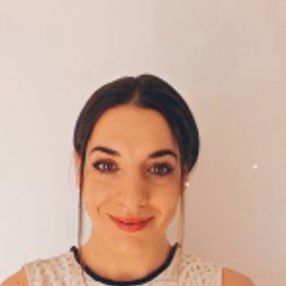 Ligia, Babysitter em Loulé