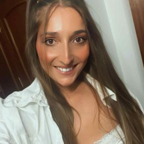 Andreia, Babysitter em Sangalhos