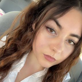 Esther, Babysitter em Seixal
