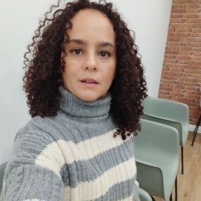 Clesia, Babysitter em Vila Nova de Gaia