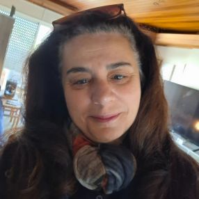 Liza, Babysitter em Loulé