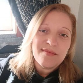 Natalia, Babysitter em Abrantes