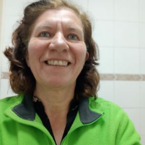 Nélia, Babysitter em Lagoa
