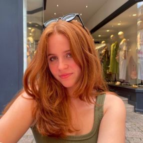 Rita, Babysitter em Setúbal