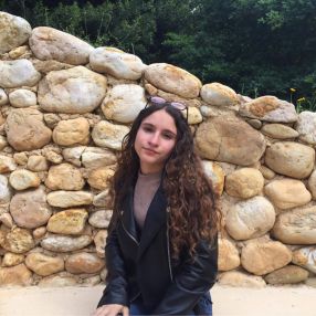 Serena, Babysitter em Águeda