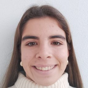 Matilde, Babysitter em Almeirim