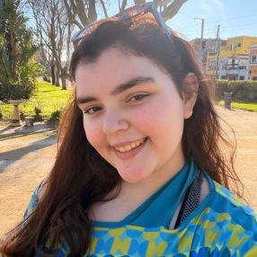 Sofia, Babysitter em Alverca do Ribatejo