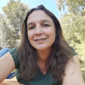 Ana, Babysitter em Quinta do Conde