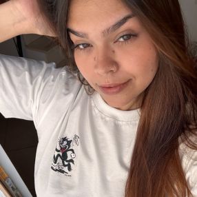 Yasmin, Babysitter em Vila Real de Santo António