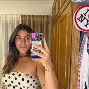 Nicole, Babysitter em Peniche