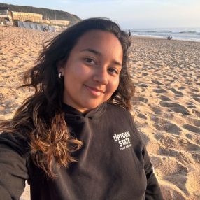 Bárbara, Babysitter em Marinha Grande