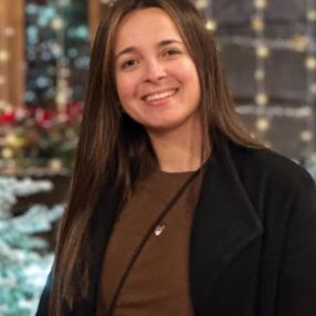 Mariana, Babysitter em Trofa