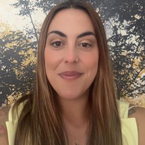 Patricia, Babysitter em Montijo