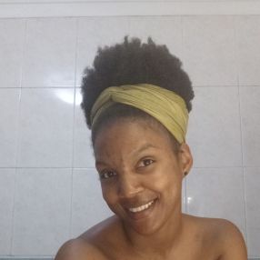 Eliane, Babysitter em Agualva-Cacém