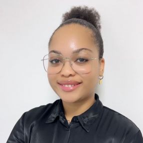 Suneika, Babysitter em Aveiro