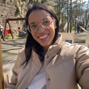Maria Eduarda, Babysitter em Vila Franca de Xira