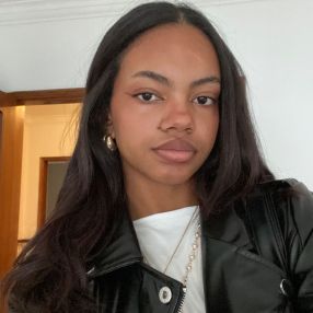 Letícia, Babysitter em Alenquer