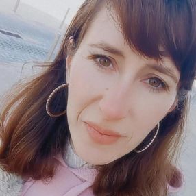 Vania, Babysitter em Esmoriz