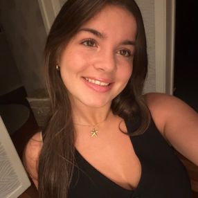 Maria, Babysitter in Loures