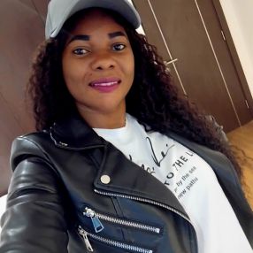 Nana mankaguila, Babysitter em Entroncamento