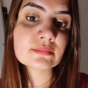 Irina, Babysitter em Rio Tinto