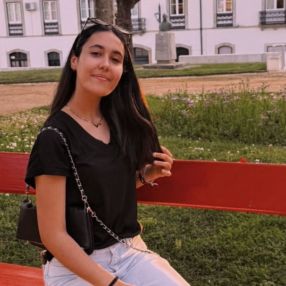 Carlota, Babysitter in Évora