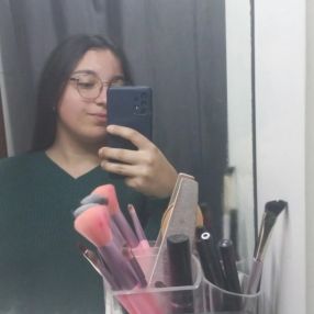 Maryana, Babysitter em Ílhavo