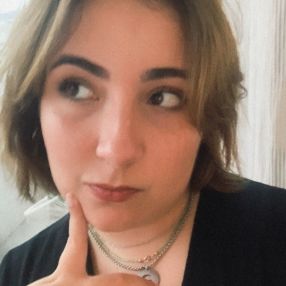 Maria, Babysitter em Pontinha