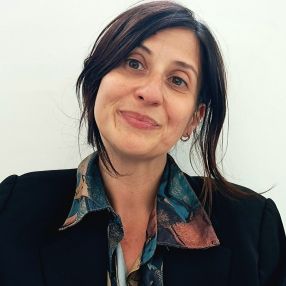 Sara, Babysitter in Guimarães