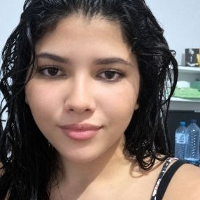 Emilly, Babysitter in Leiria