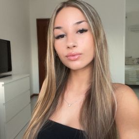 Gabriela, Babysitter em Lagoa