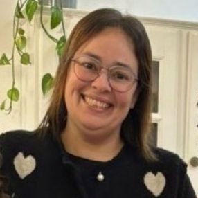 Simone, Babysitter em Pombal