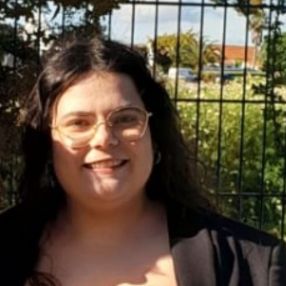 Sara, Babysitter em Quinta do Conde