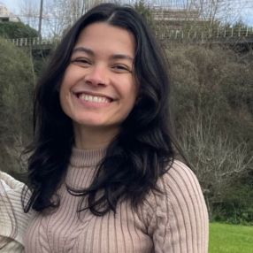 Quezia, Babysitter em Pinhal Novo