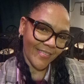 Ana Lúcia de Pina Teixeira Gomes, Babysitter em Loulé