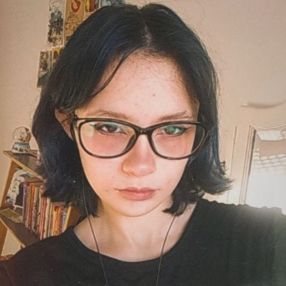 Maria Eduarda, Babysitter em São João da Madeira