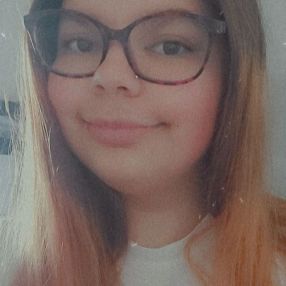 Joana, Babysitter em Silves