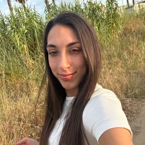 Lara, Babysitter em Costa da Caparica