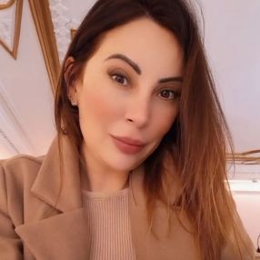 Paloma, Babysitter em Guimarães