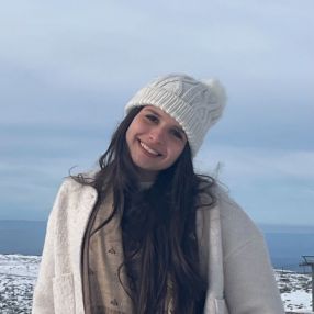 Raquel, Babysitter in Coimbra