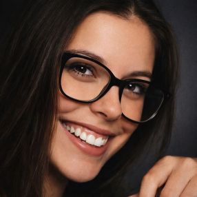 Mariana, Babysitter em Almada