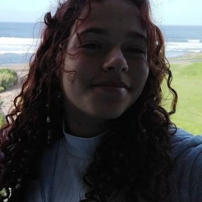 Luana, Babysitter em Lagos